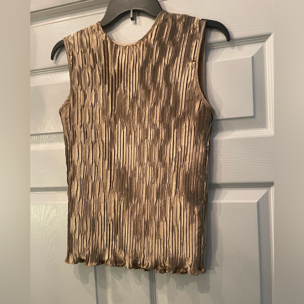 Vintage Escapades Gorgeous Tank